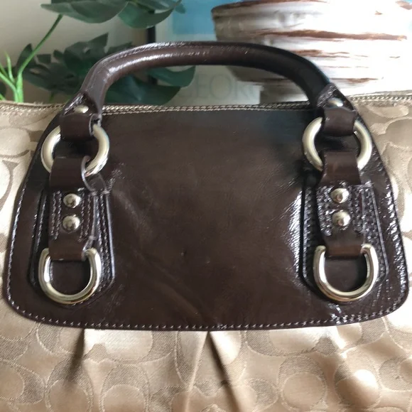 Coach Convertible Bag - Picture 7 of 15